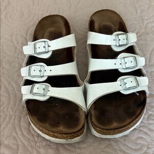 Womens’ Birkenstock White Patent 3 Strap Sandals (37)